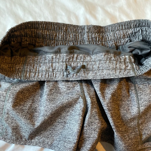 Lululemon Hotty Hot shorts,2.5” inseam - Picture 4 of 4